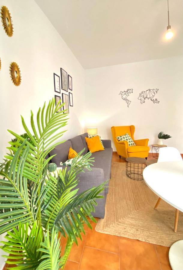 Comfortable Studio Old Town, Parking Optional Seville Exterior photo
