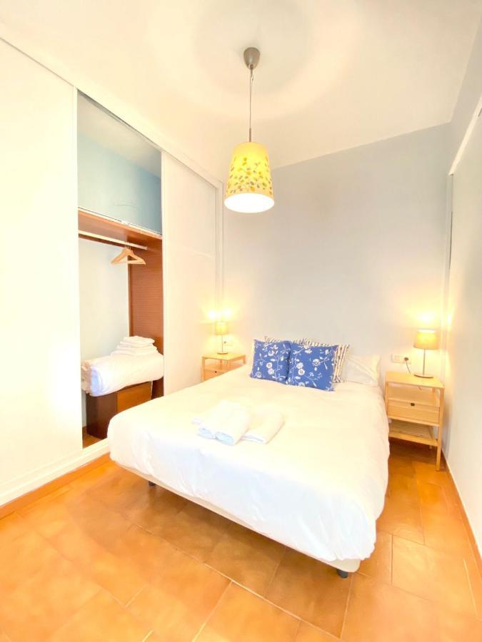 Comfortable Studio Old Town, Parking Optional Seville Exterior photo