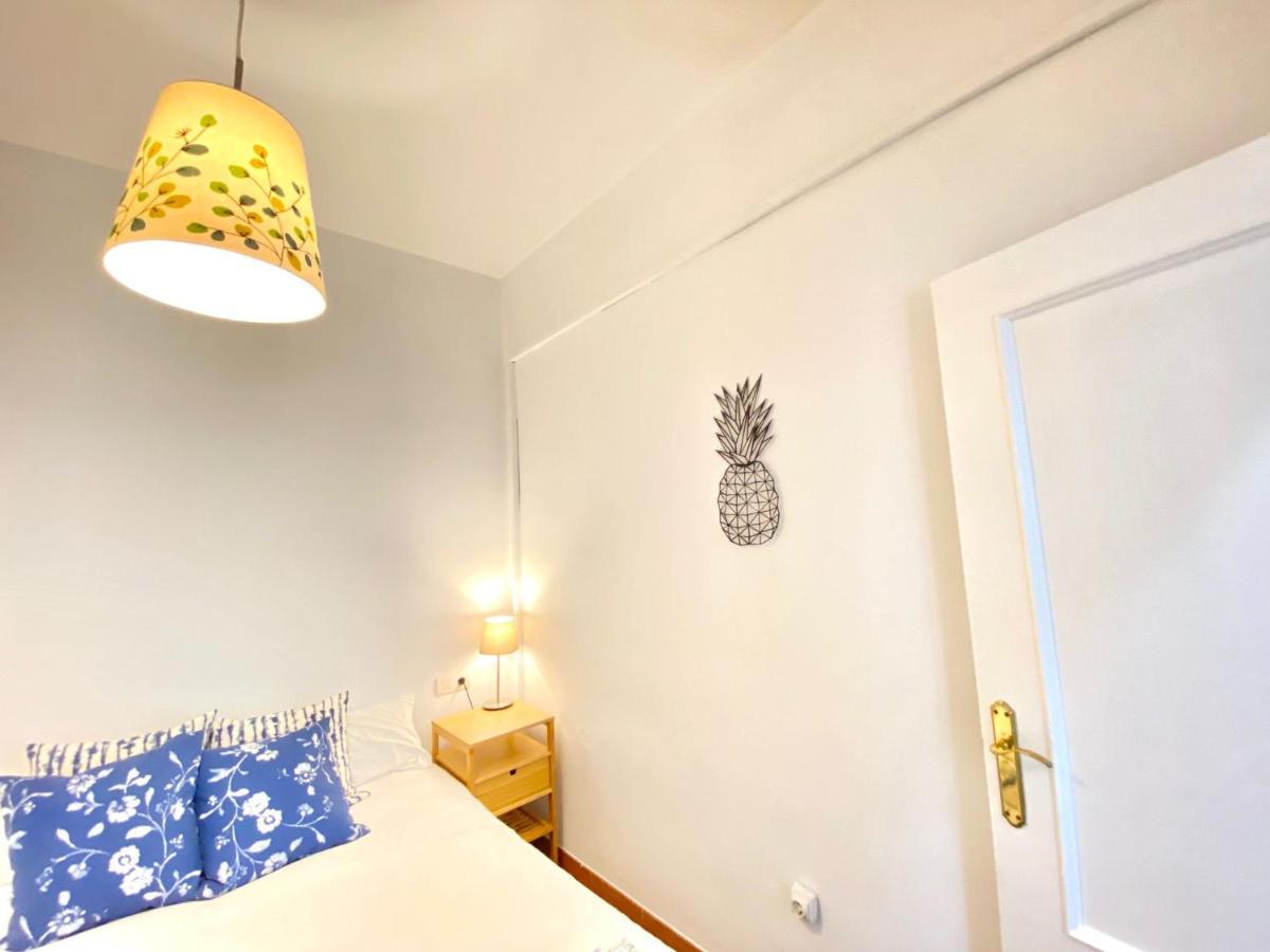 Comfortable Studio Old Town, Parking Optional Seville Exterior photo