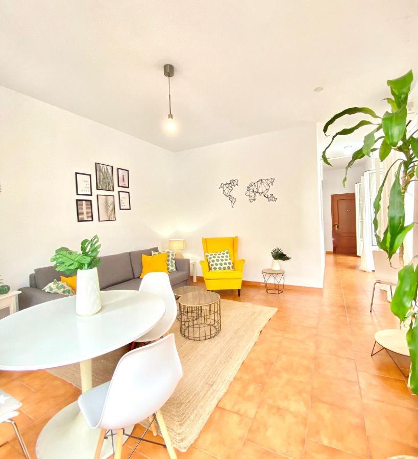 Comfortable Studio Old Town, Parking Optional Seville Exterior photo
