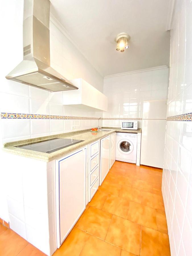 Comfortable Studio Old Town, Parking Optional Seville Exterior photo