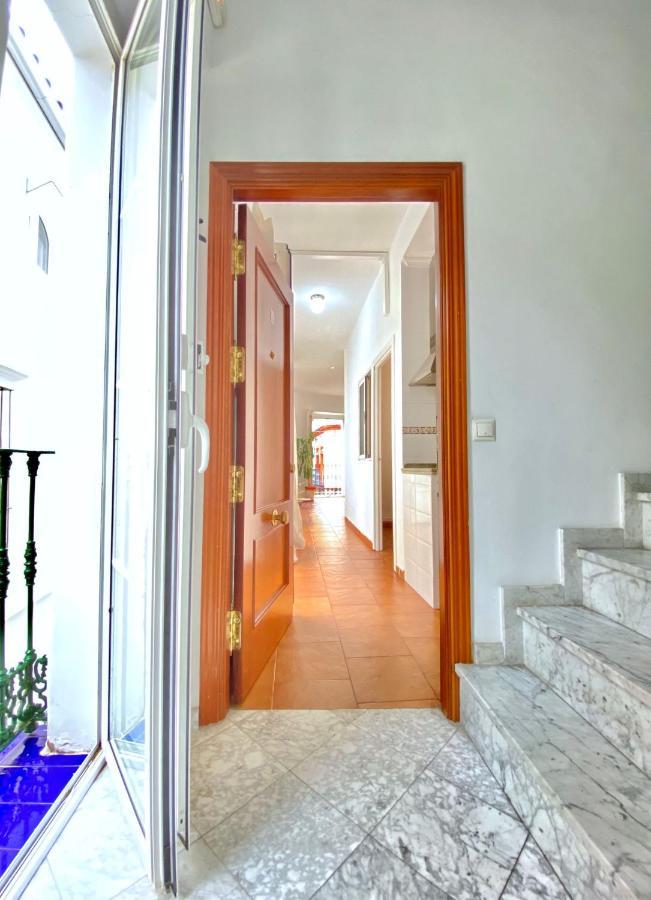Comfortable Studio Old Town, Parking Optional Seville Exterior photo