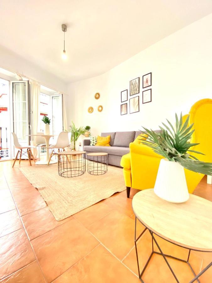 Comfortable Studio Old Town, Parking Optional Seville Exterior photo